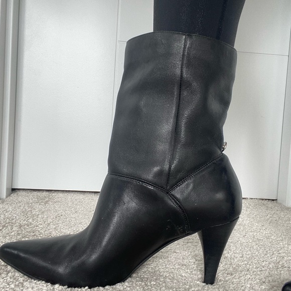 Michael Kors Boots - Picture 6 of 10
